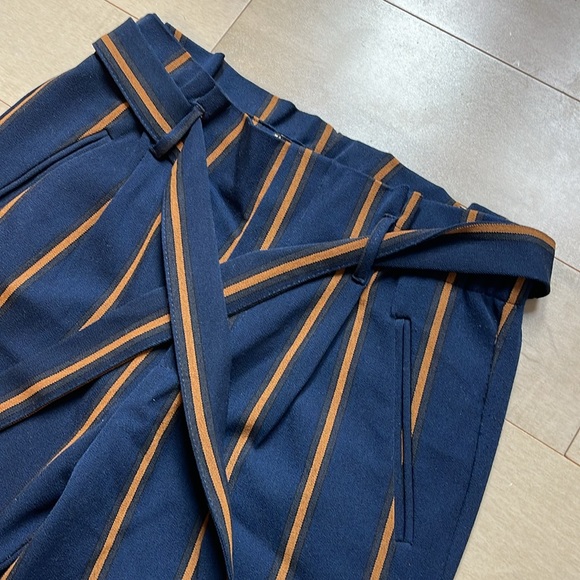 Navy pinstripe trousers from Zara - Picture 2 of 2